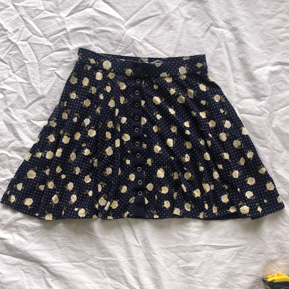 Urban Outfitters Kimchi Blue Skater Skirt Sz Small